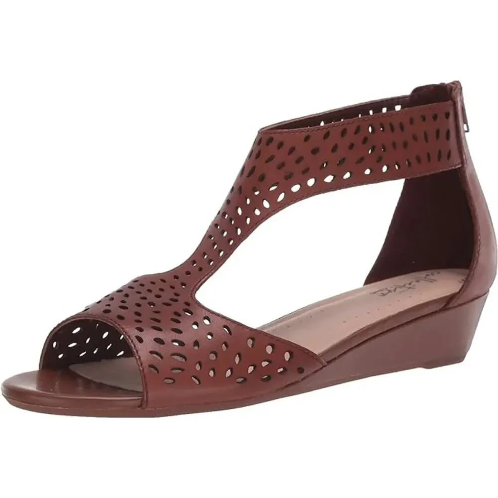 Clarks Women's Shoes Abigail Ruby Perforated Leather Dark Tan Sandal Size 8.5W - Picture 1 of 13